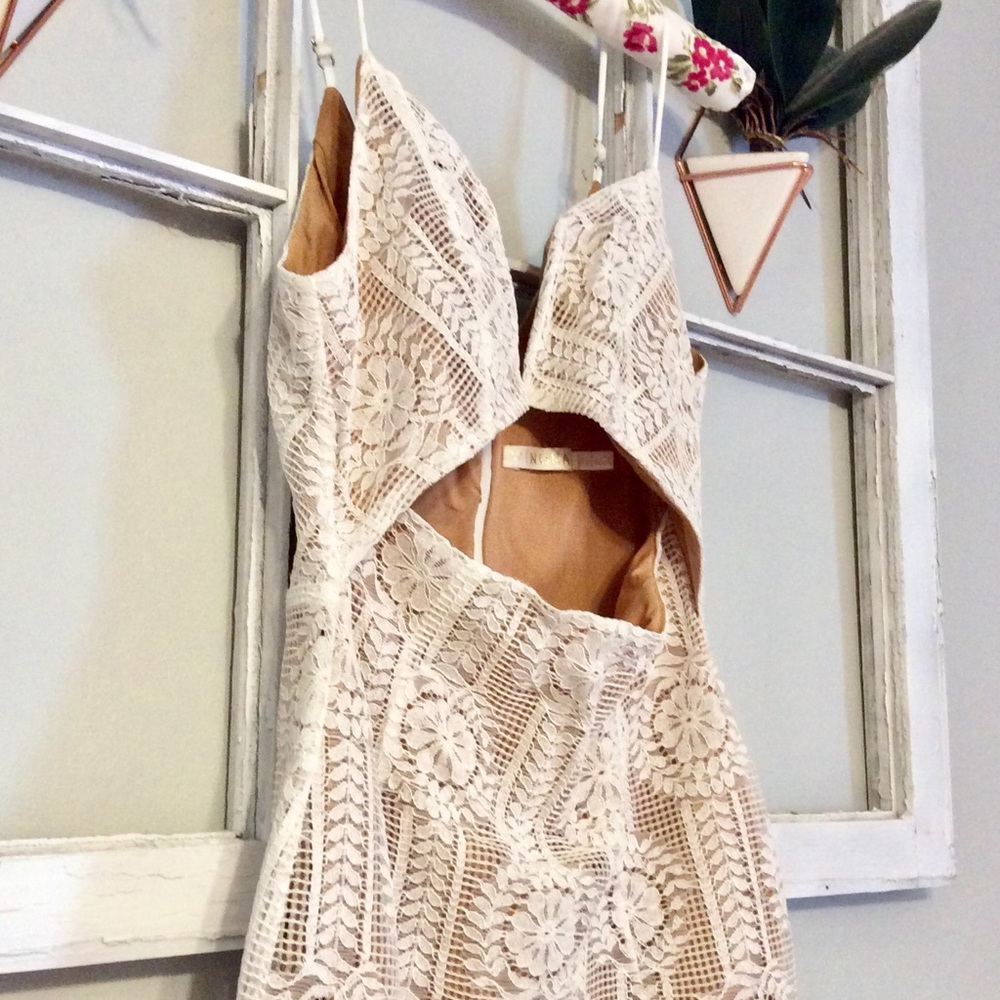 WINONA Australia Lace dress